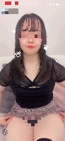 ミニスカかわいい子のちらちら見せてくれる配信