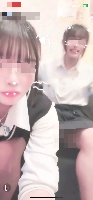 制服姿の超超かわいい子が白Pちら配信