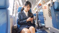 【再販】「AI動画」フェチ向け　電車内の風景　OL風のおねえさんたち３